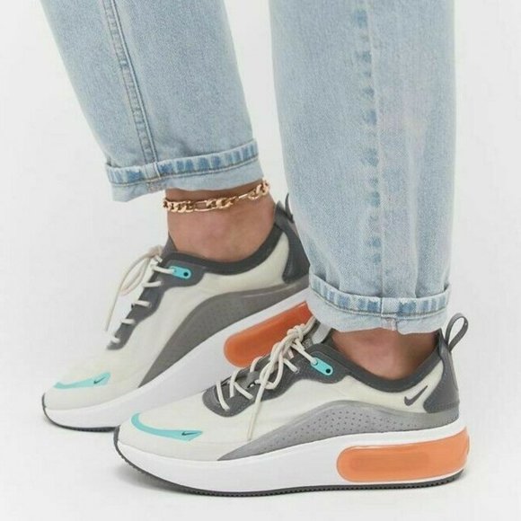 nike platform running shoes